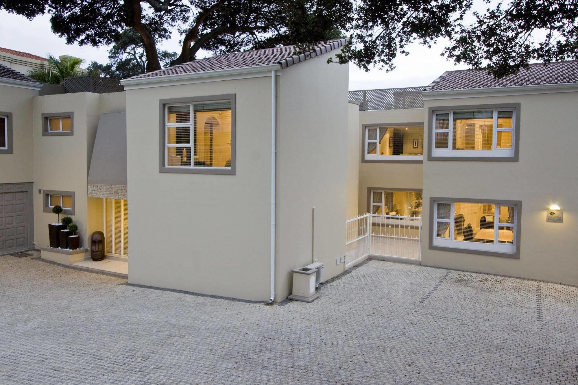 Forest Manor Boutique Guesthouse Umhlanga Rocks Buitenkant foto