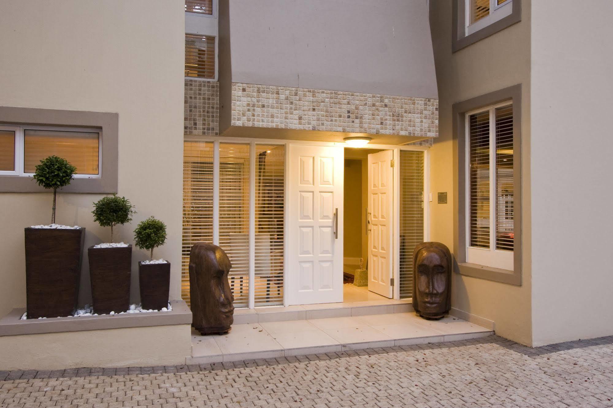 Forest Manor Boutique Guesthouse Umhlanga Rocks Buitenkant foto